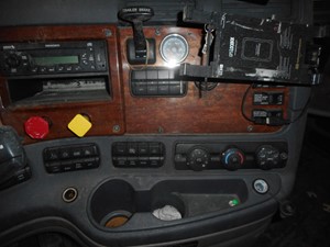 Used 2015 Freightliner Cascadia Dash Ass'y (Stock #GP4800-17)) Part Image