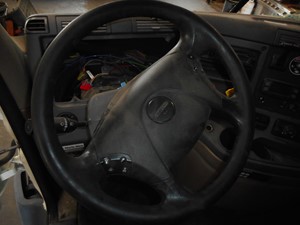 Used 2015 Freightliner Cascadia Steering Wheel Image
