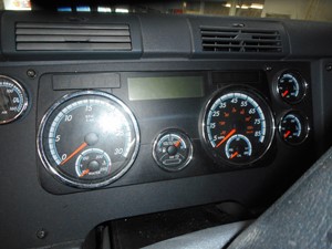 Used 2016 Freightliner Cascadia Instrument Cluster (Stock #HD8143-14)) Part Image