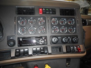 Used 2017 Kenworth T680 Dash Ass'y (Stock #175139-22)) Part Image