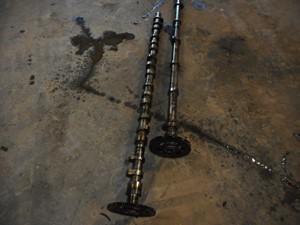 Used Detroit DD15 Camshaft (Stock #1189)) Part Image