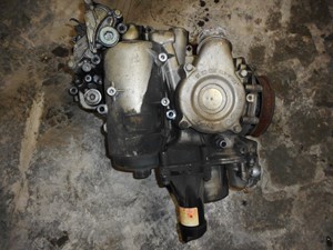 Used Detroit DD15 Oil Cooler (Stock #1212)) Part Image