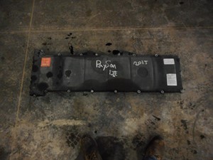 Used Detroit DD15 Valve Cover (Stock #1214)) Part Image