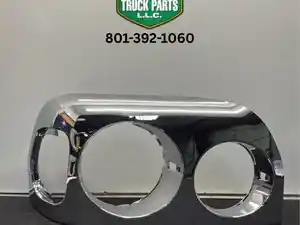 New Freightliner Century Class Headlamp Assy (Stock #976148)) Part Image