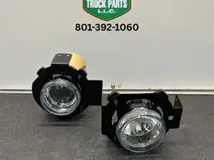 New Freightliner Headlamp Assy (Stock #976181)) Part Image