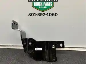 New International Bracket (Stock #976201)) Part Image