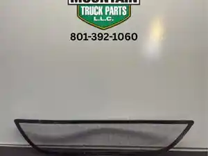 New International Navistar Grille (Stock #976172)) Part Image
