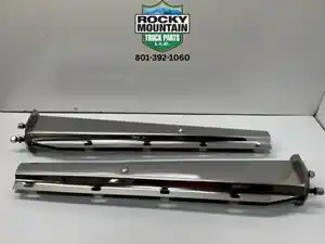 New Universal Universal Universal Exterior Misc Part (Stock #976834)) Part Image