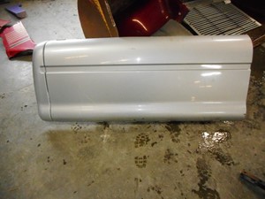 Used Peterbilt 387 Tank Fairing (Stock #1073)) Part Image