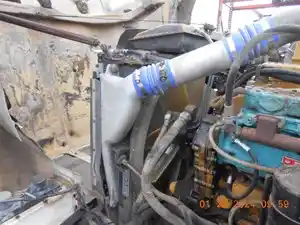 Used 1994 Kenworth T600B Radiator (Stock #628417-13)) Part Image