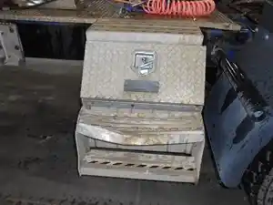 Used 1995 International 9400 Tool Box (Stock #013801-14)) Part Image