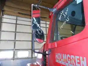 Used 1998 Freightliner Century Class Mirror (Stock #B41033-7)) Part Image