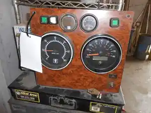 Used 1998 Kenworth W900 Instrument Cluster (Stock #797635-11)) Part Image
