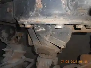 Used 2000 Eaton DS404 Rear Rear (Tandem Rear or Single) (Stock #055900-5)) Part Image