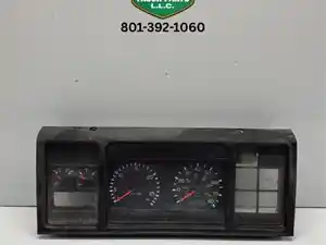 Used 2000 Volvo VNL Instrument Cluster (Stock #976481)) Part Image