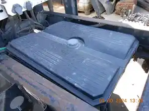 Used 2002 Freightliner COLUMBIA Battery Box (Stock #K37786-10)) Part Image