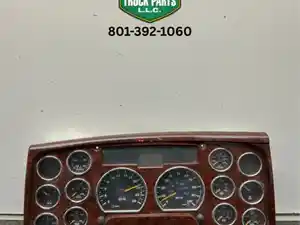 Used 2002 Mack CV713 Granite Instrument Cluster Image