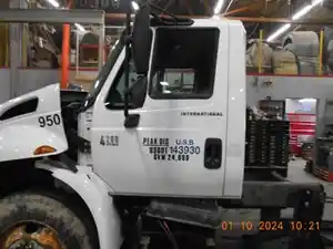 Used 2005 International 4200 Door (Stock #224988-4)) Part Image