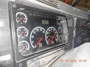Used 2006 Freightliner COLUMBIA Instrument Cluster (Stock #X73771-11)) Part Image