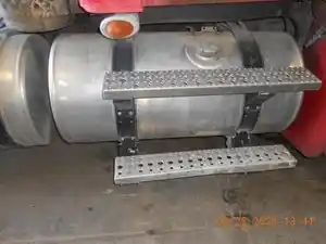 Used 2007 Freightliner COLUMBIA Fuel Tank (Stock #Y70999-12)) Part Image