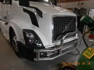 Used 2008 Volvo VNL Hood (Stock #277848-10)) Part Image