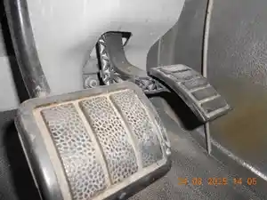 Used 2008 Volvo VNL Throttle Position Sensor (Stock #277848-20)) Part Image