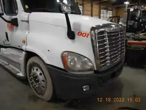 Used 2010 Freightliner Cascadia Bumper (Stock #AV2582-18)) Part Image