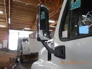 Used 2011 Freightliner Cascadia Mirror (Stock #BK1822-9)) Part Image