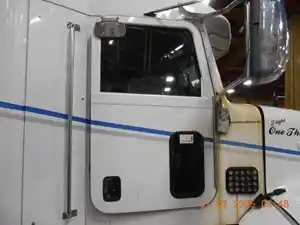 Used 2012 Peterbilt 386 Door (Stock #178403-8)) Part Image