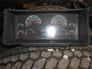 Used 2012 Volvo VNL Instrument Cluster (Stock #132086-10)) Part Image