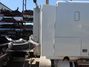 Used 2012 Volvo VNL Sleeper Fairing (Stock #567901-10)) Part Image