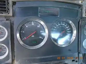 Used 2013 Kenworth T800 Instrument Cluster (Stock #400240-12)) Part Image