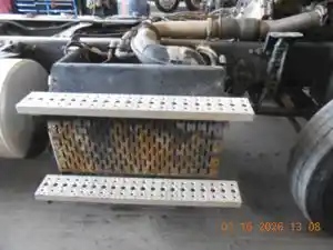 Used 2014 Freightliner Cascadia Diesel Particulate Filter (DPF) (Stock #FU7825-12)) Part Image