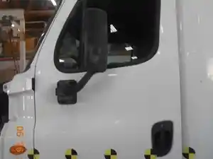 Used 2014 Freightliner Cascadia Door (Stock #FM2726-7)) Part Image