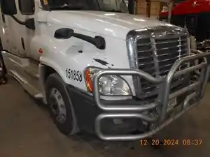 Used 2015 Freightliner Cascadia Bumper (Stock #G08519-17)) Part Image