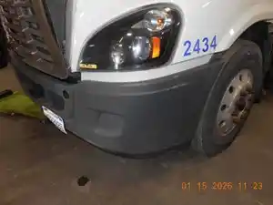 Used 2015 Freightliner Cascadia Bumper (Stock #HG3186-15)) Part Image