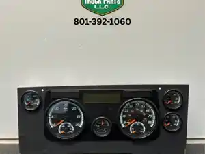 Used 2015 Freightliner Cascadia Instrument Cluster (Stock #SGM945-16)) Part Image