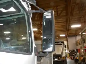 Used 2015 Volvo VNL Mirror (Stock #967529-9)) Part Image