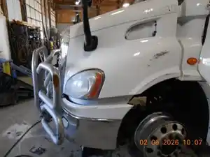Used 2016 Freightliner Cascadia Bumper (Stock #HC0897-13)) Part Image
