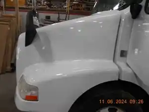 Used 2016 Volvo VNL Hood (Stock #952351-11)) Part Image