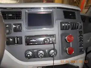 Used 2017 Peterbilt 579 Dash Ass'y (Stock #446037-20)) Part Image