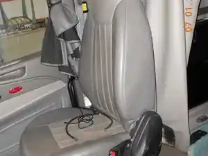 Used 2017 Peterbilt 579 Seat (Stock #446037-17)) Part Image