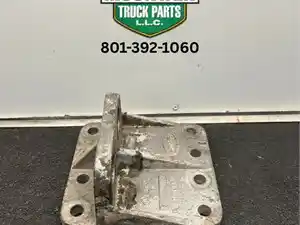 Used 2017 Peterbilt Engine Mount (Stock #976248)) Part Image