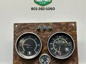 Used Kenworth Instrument Cluster (Stock #976942)) Part Image