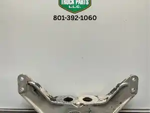 Used Peterbilt 379 Engine Mount Image