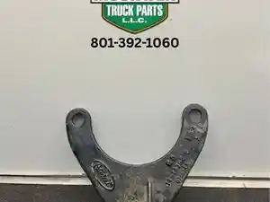 Used Peterbilt Bracket Image