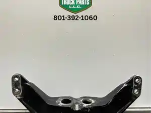Used Peterbilt Engine Mount Image