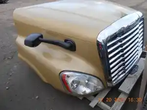 Used Universal Freightliner Cascadia Hood (Stock #976092)) Part Image