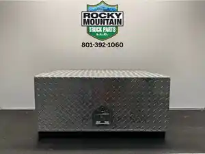 Used Universal Universal Universal Tool Box (Stock #976360)) Part Image
