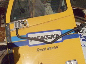Used 2005 FREIGHTLINER Door (Stock #63869)) Part Image